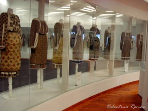 Romanian Traditional Costume Museum 04