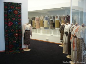 Romanian Traditional Costume Museum 05