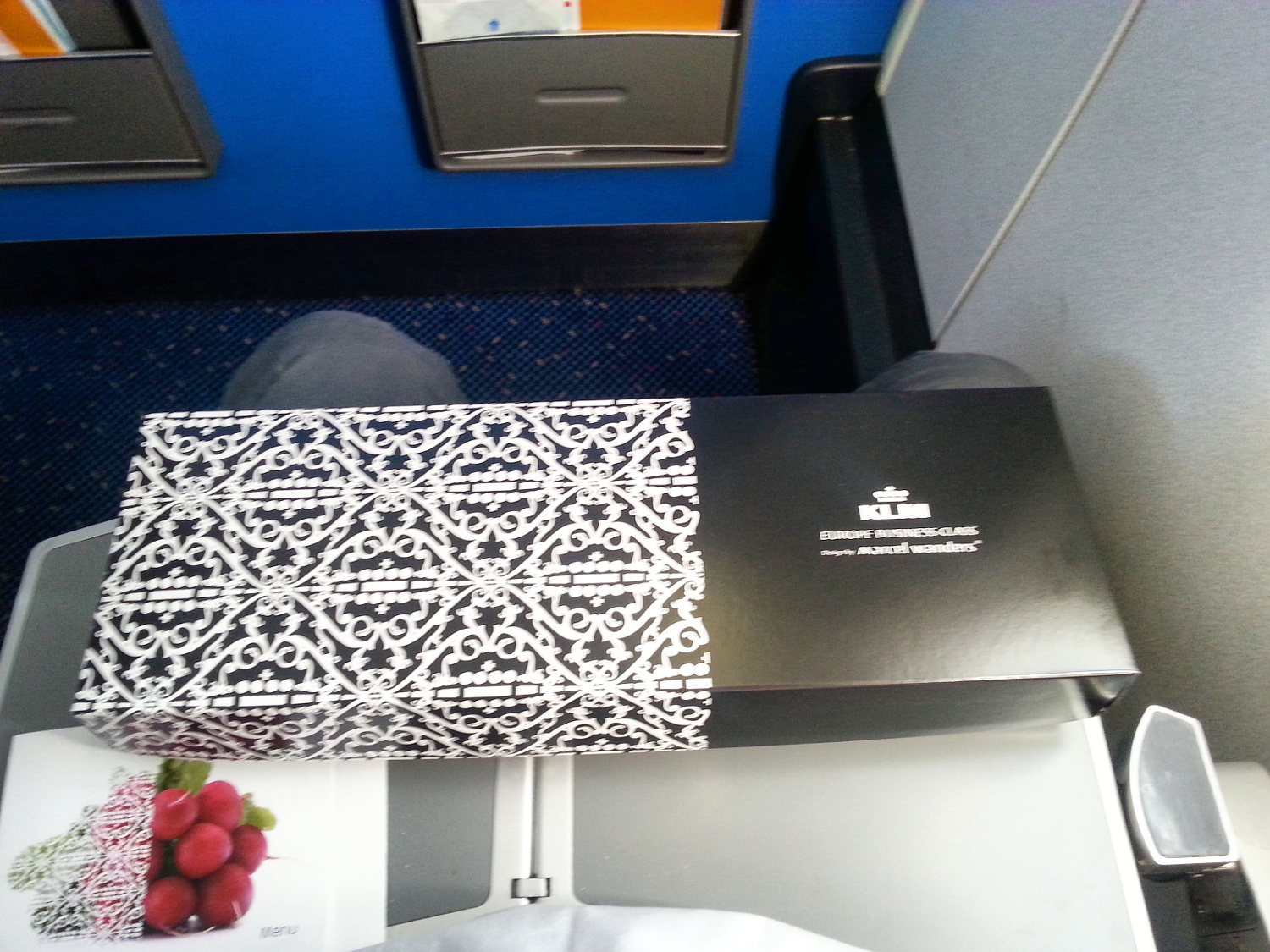 Lunch in Business class on KLM Cityhopper1