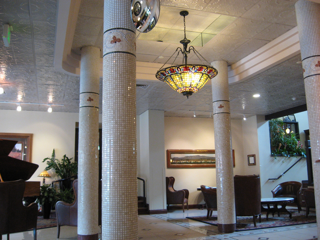 Hotel Denver Foyer