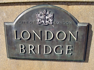 london_bridge_sign