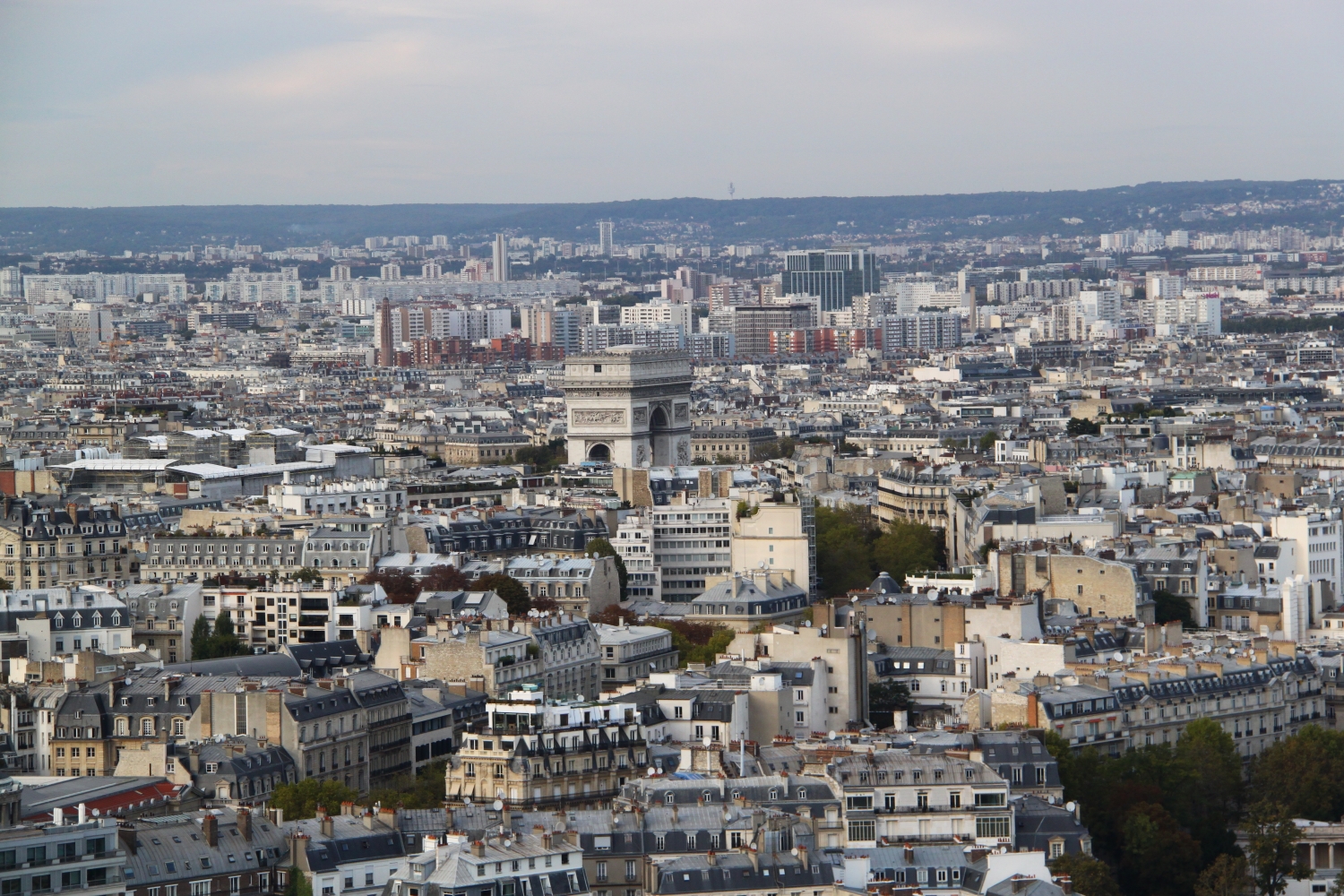 Eiffel Tower - Paris Arc de Triomphe day