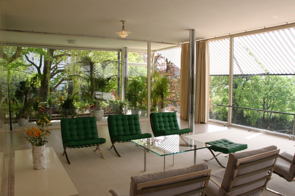 Villa Tugendhat living room - to the right of the onyx wall
