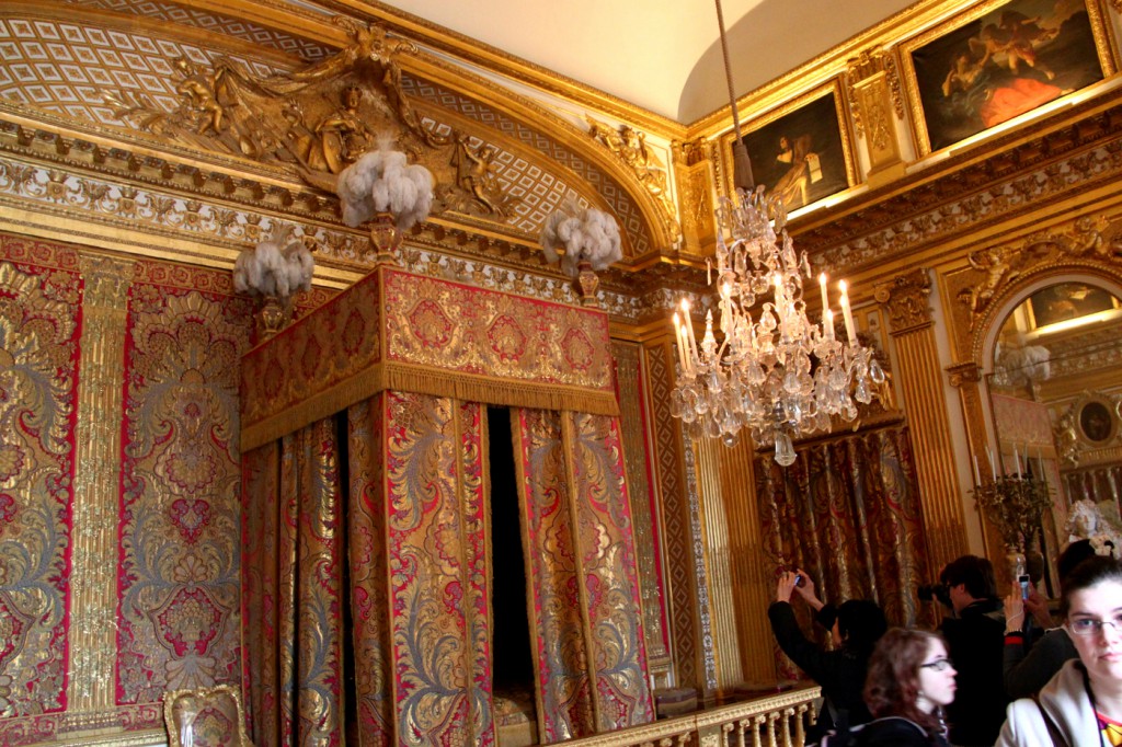 Versailles Palace - royal bed and bedroom