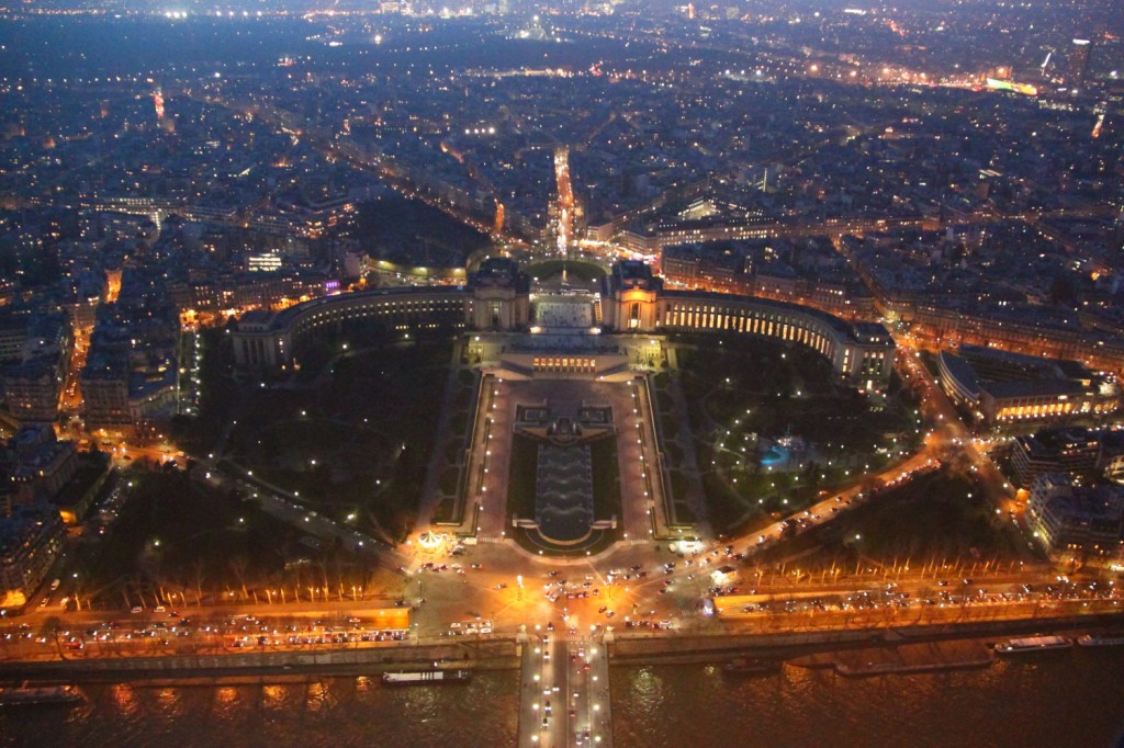 Eiffel Tower - trocadero