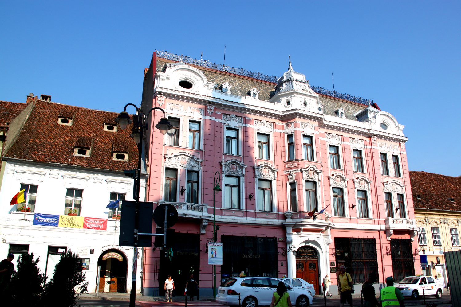 Brasov - The National Bank of Romania’s branch and The National Anthem Museum (Casa Muresenilor)