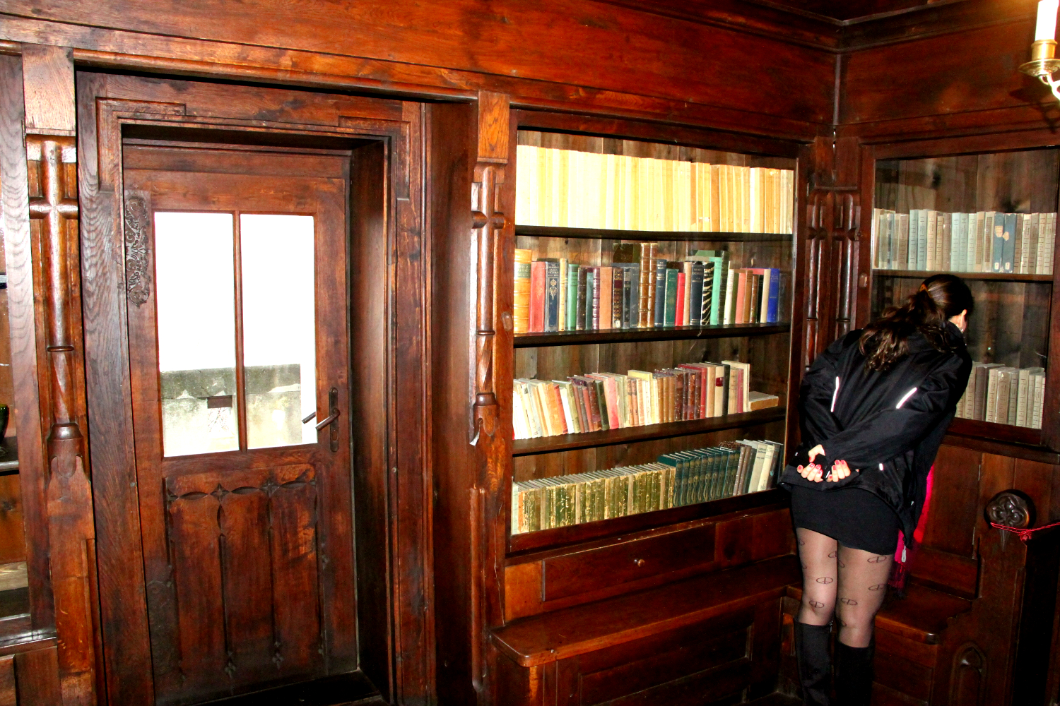 Bran Castle - library