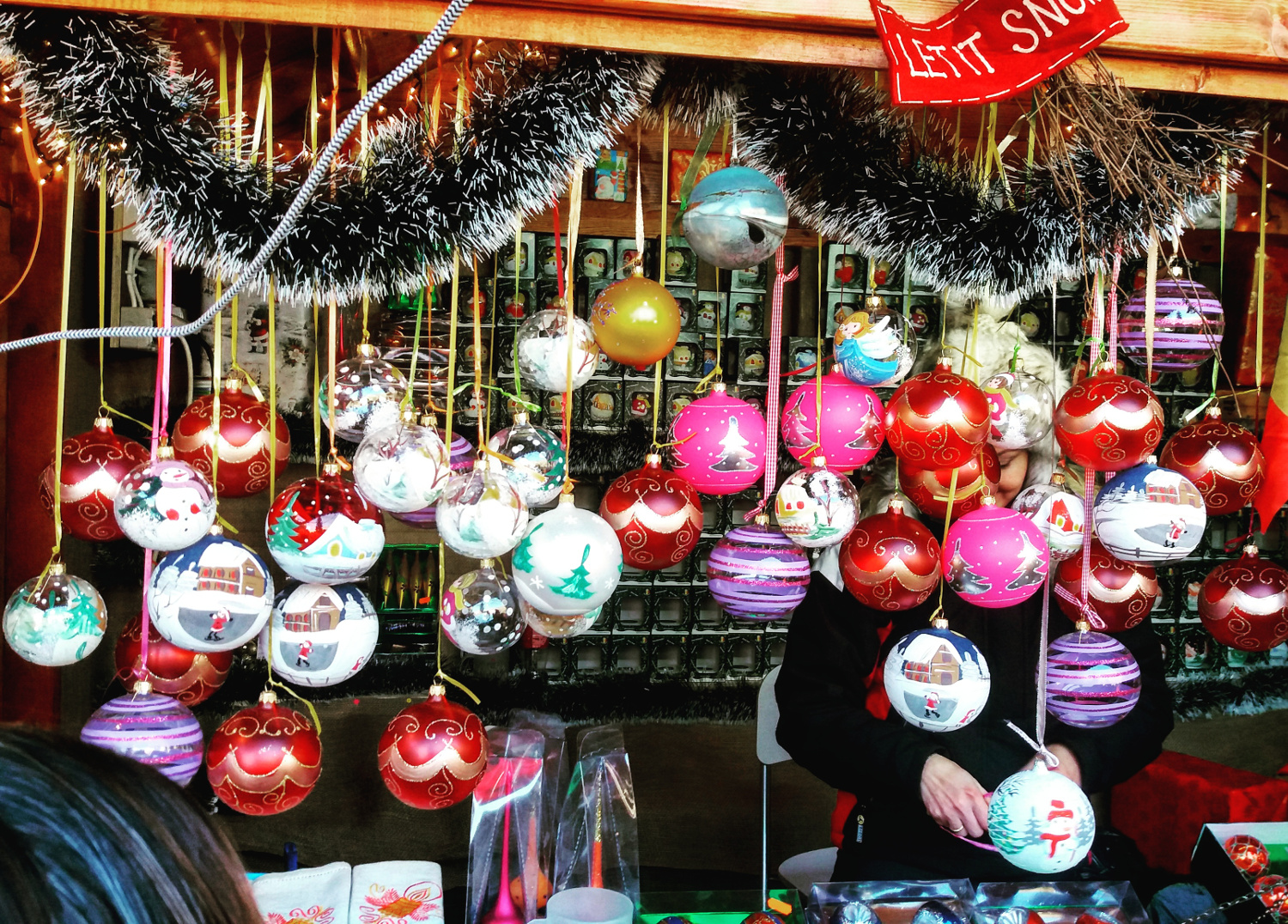 Bucharest Christmas Market - Christmas decorations