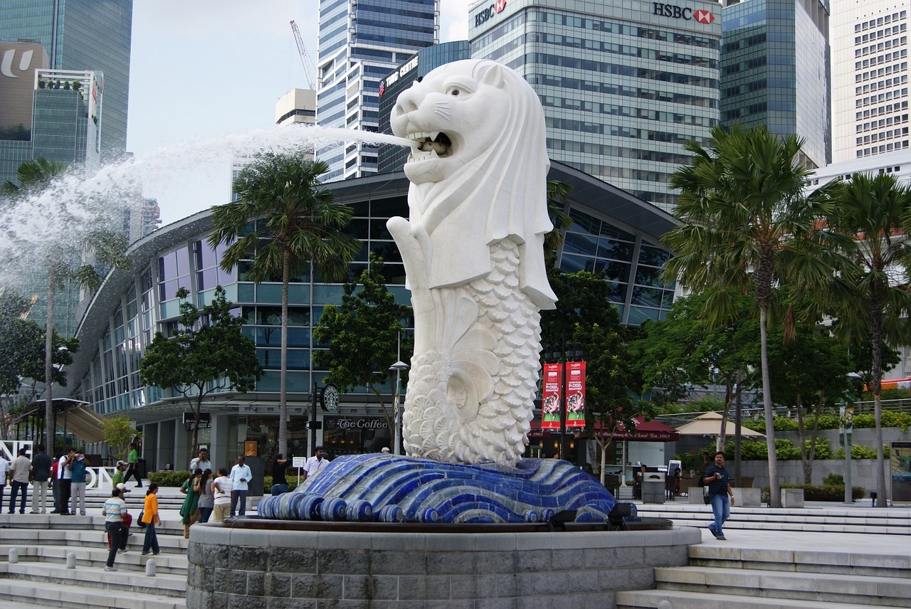 Merlion, #Singapore - best places to visit in Singapore - http://travel.prwave.ro/best-things-to-see-and-do-in-singapore/