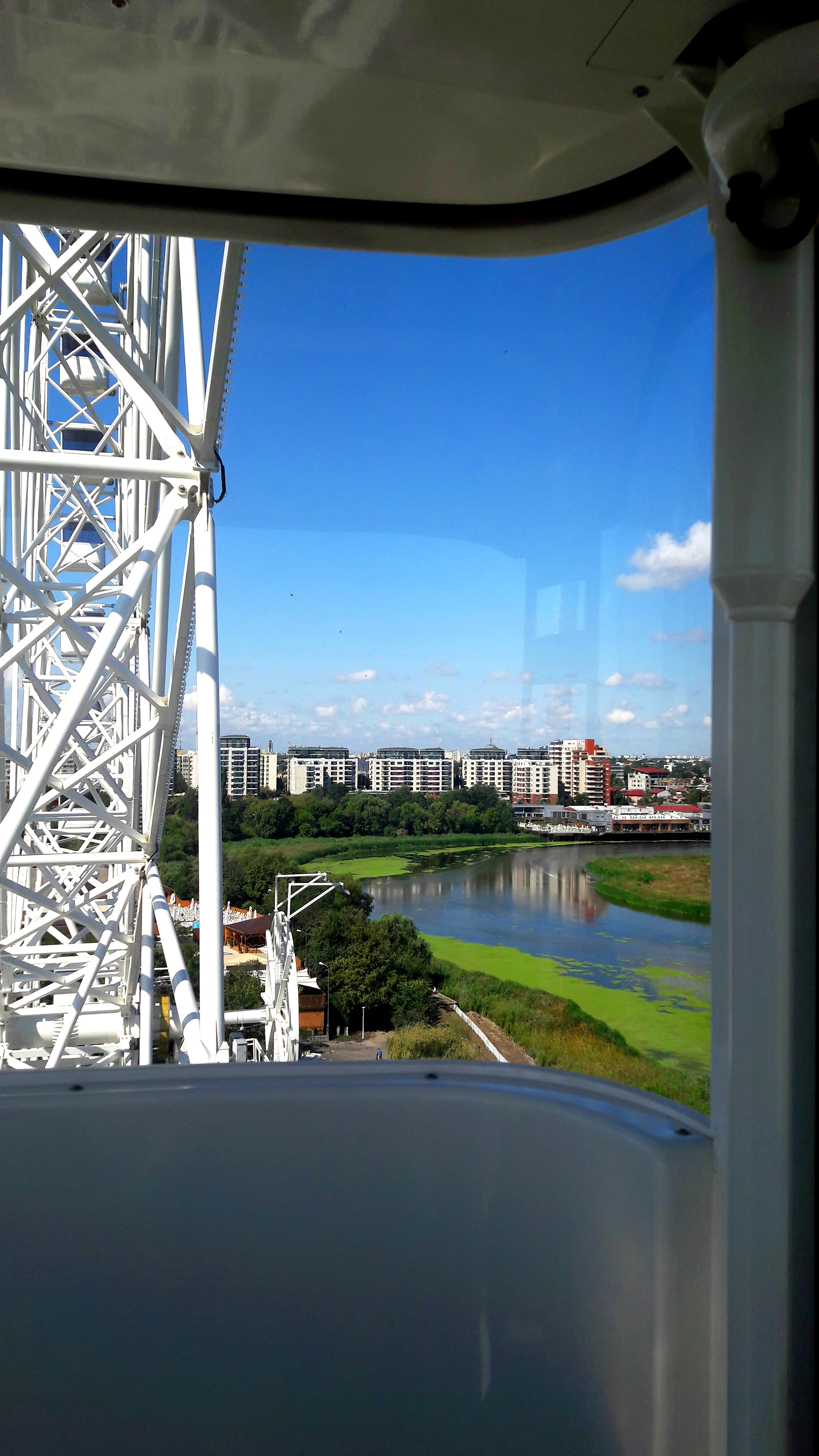 New #ferris #wheel and amusement #park in #Bucharest, #Romania - #travel, #Europe, #fun, #kids