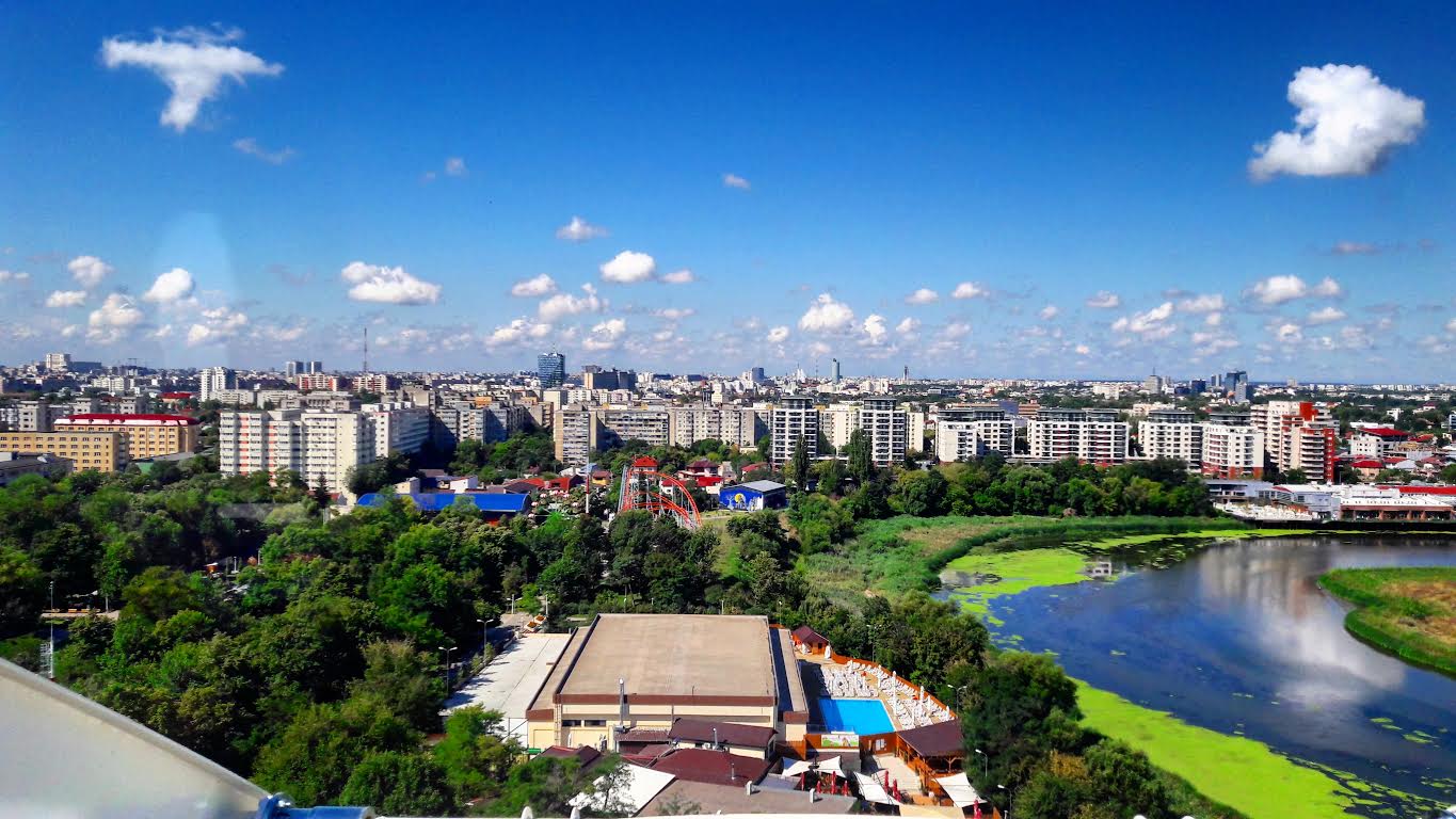 New #ferris #wheel and amusement #park in #Bucharest, #Romania - #travel, #Europe, #fun, #kids