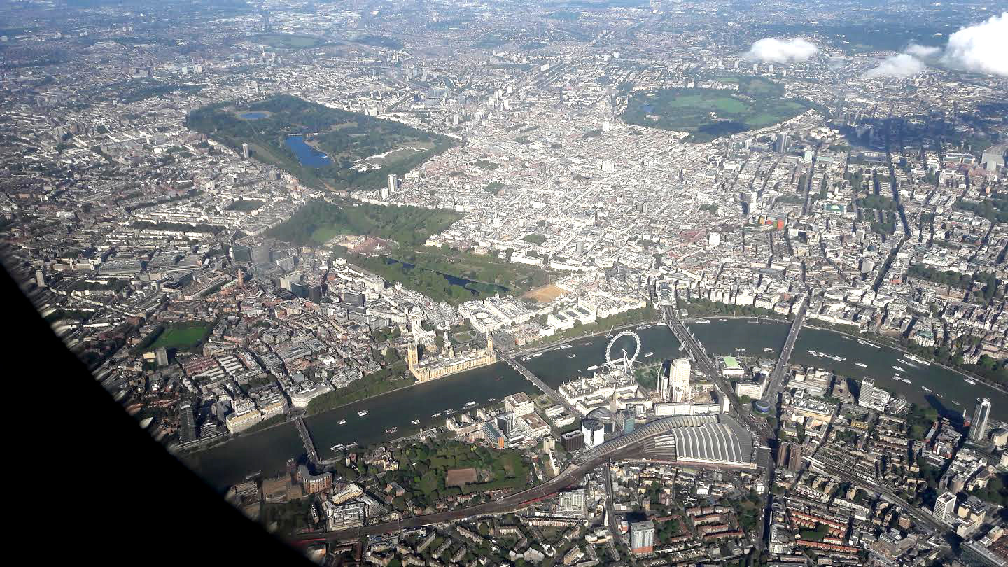 #London seen from the #airplane #travel #Europe #UK