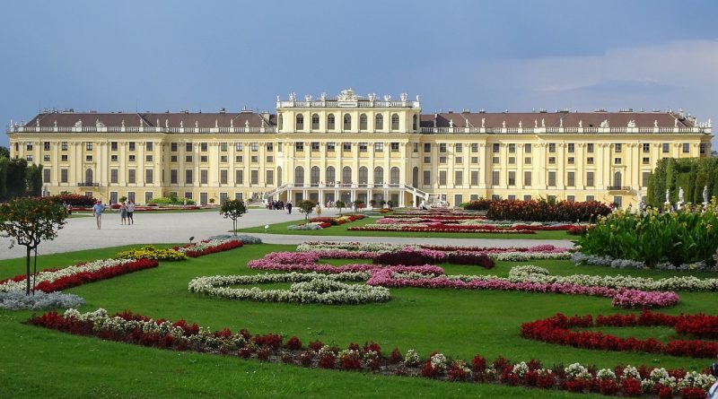 Schoenbrunn Palace, Vienna - Pixabay