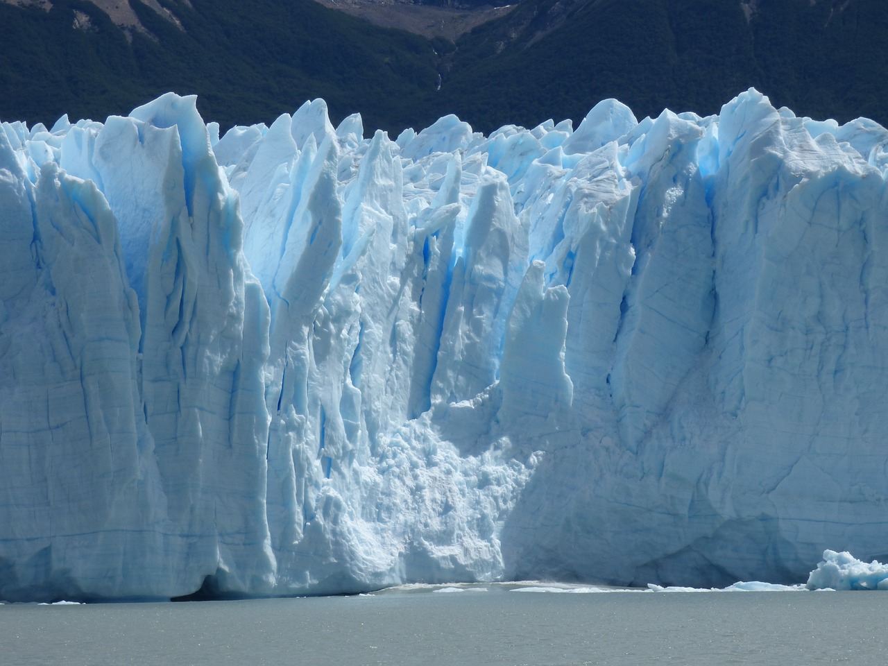 Perito Moreno glacier pixabay