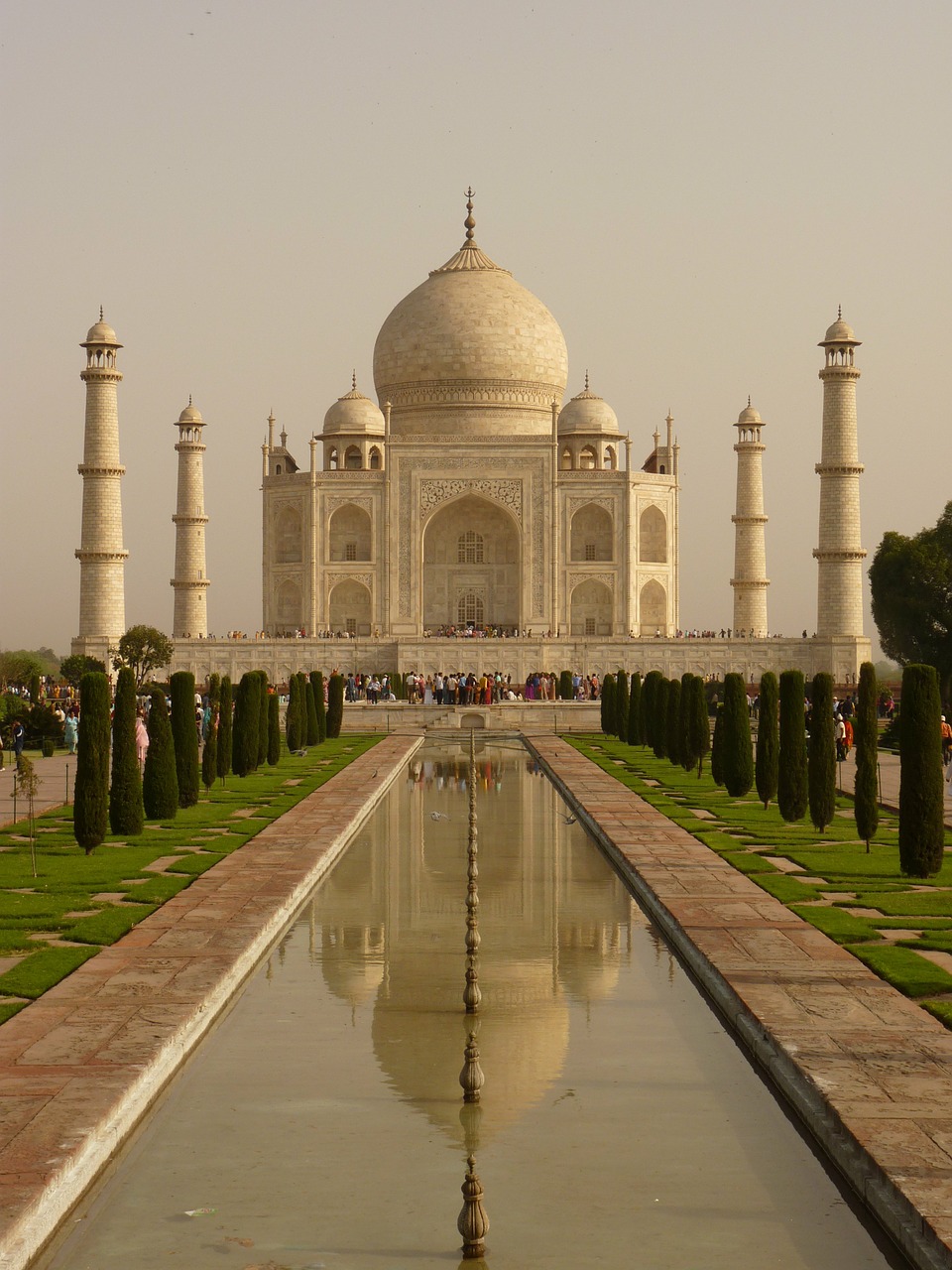 Taj Mahal Exploring India