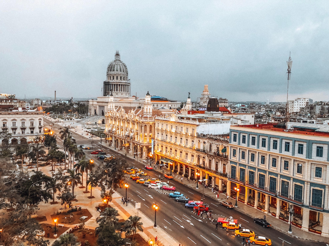 The top 10 things to know before traveling to Cuba. Cuba safety, Cuba tourism, and Cuba tips included #cubatips #cubafacts #havanatips #havanafacts #cubathingstoknow 