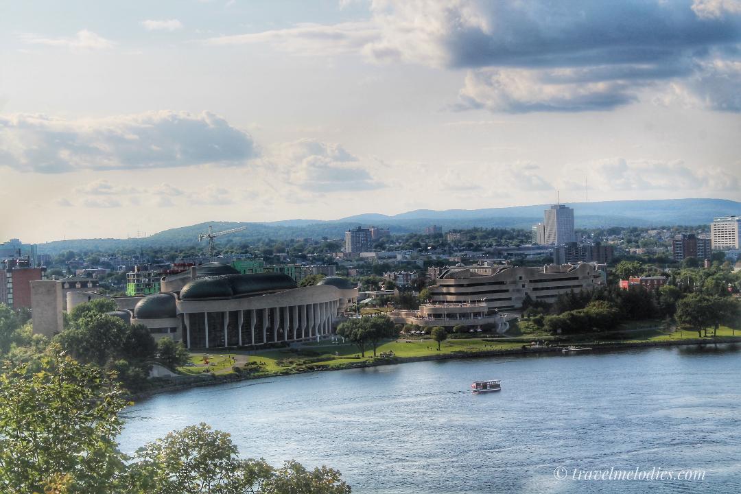 View of Ottawa, Canada. Discover the best attractions in Ottawa and what to do in Ottawa in 2 days from this itinerary. #ottawa #ottawaitinerary #ottawacanada #ottawaattractions #ottawathingstodo 