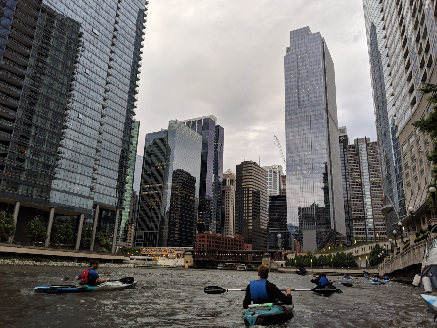 Kayaking on the Chicago River. 15 Cool Chicago activities you simply have to try! 