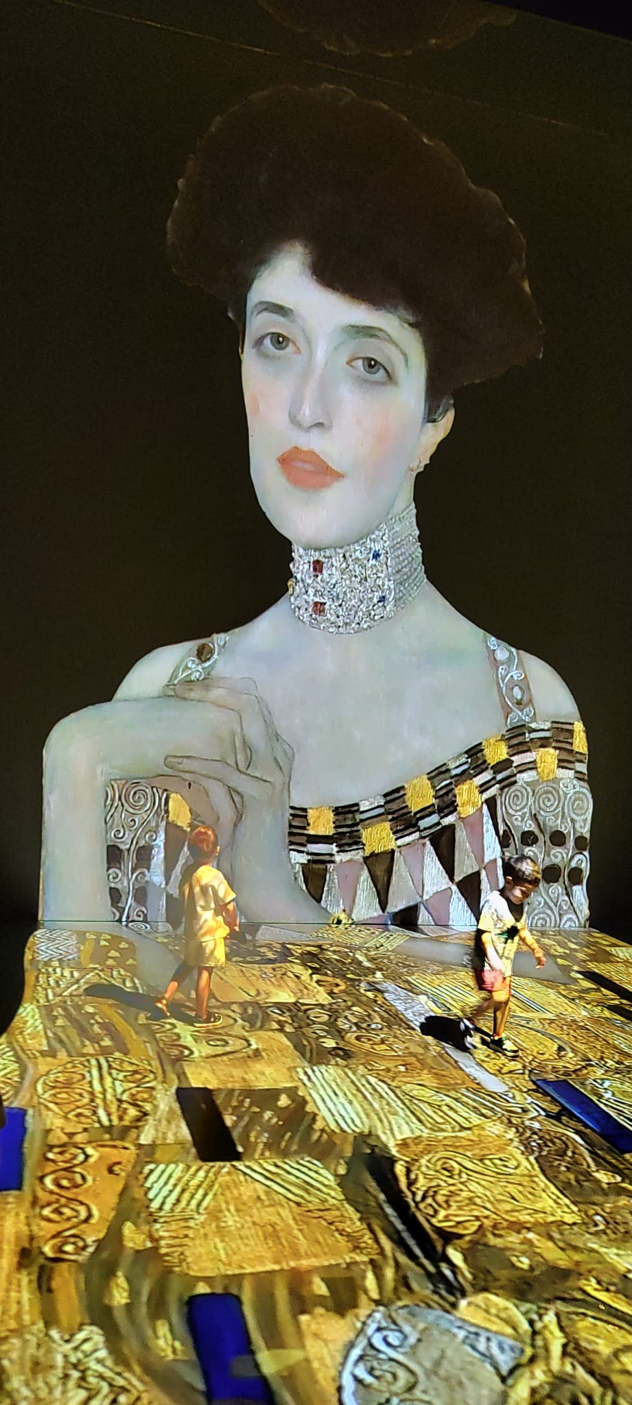 Mina Museum Bucharest Gustav Klimt immersive art show